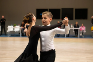 Найкращі танцювальні та спортивні секції для дітей у Львові